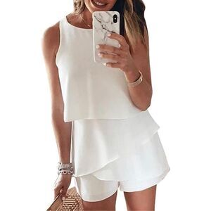 NEW Dokotoo Halter Neck Sleeveless Romper Jumpsuit S
